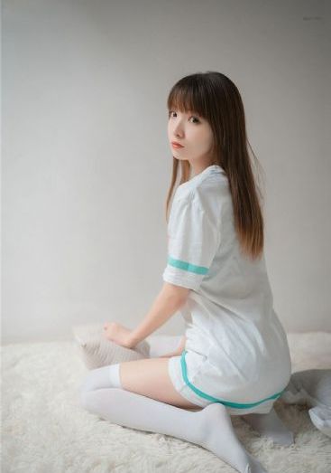 三个巴伐利亚女孩游巴黎