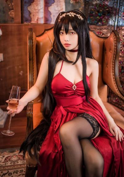 吊带袜天使动漫