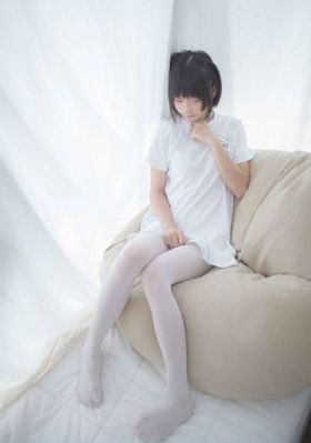 波多野结衣大战三个黑鬼