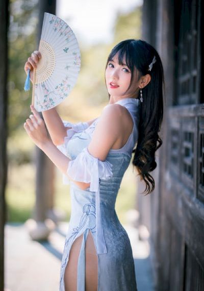 日本亚洲精品一区二区三区