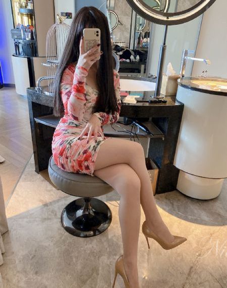 四位少妇按摩