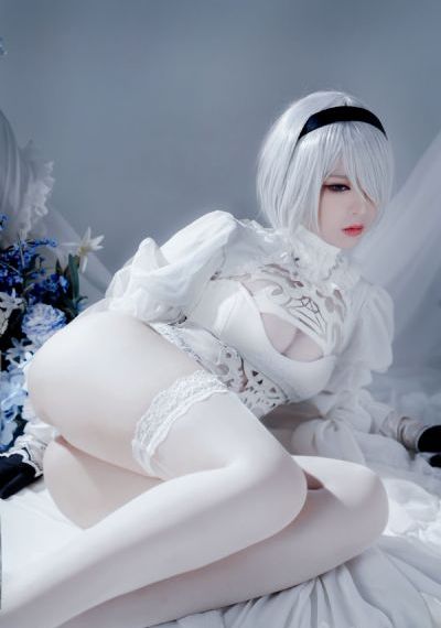 娇妻多p堕落的日子