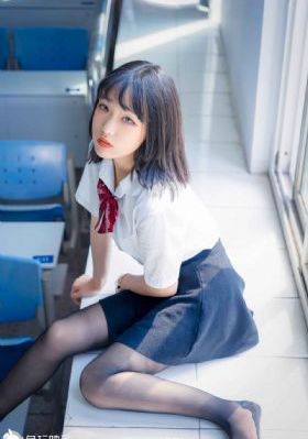 波多野结衣和邻居老人公