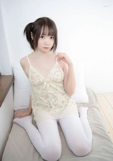 年轻女教师韩国