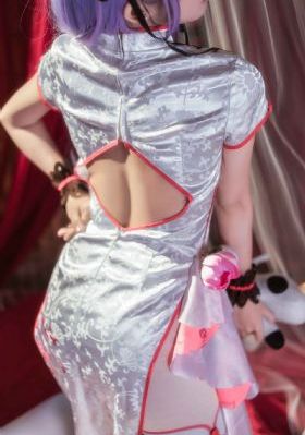 亚当君挣扎吧