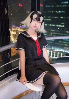 隔壁房间